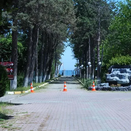 Hotel Karev Sport 2*